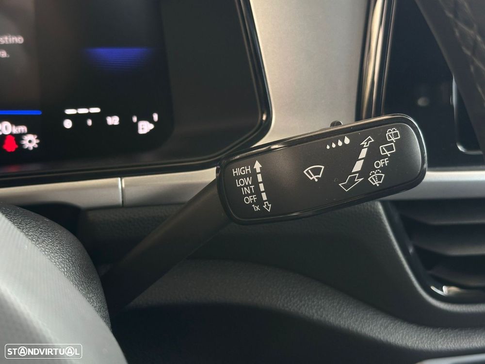 VW T-Roc 1.0 TSI Urban - 18