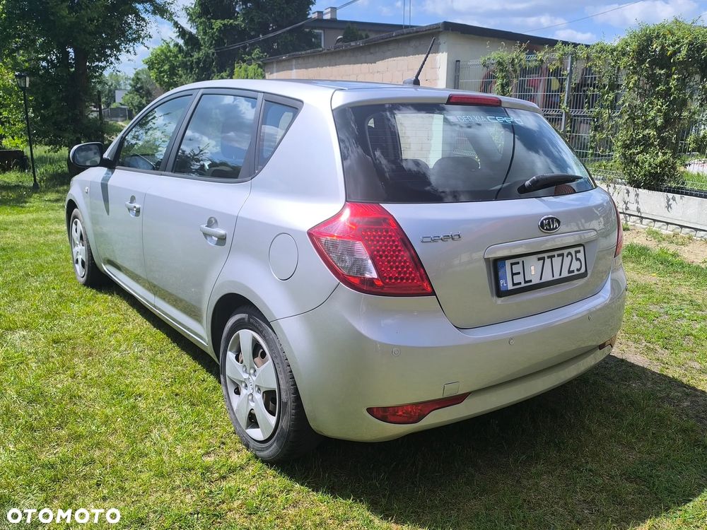 Kia Ceed 1.4 CVVT LX - 3