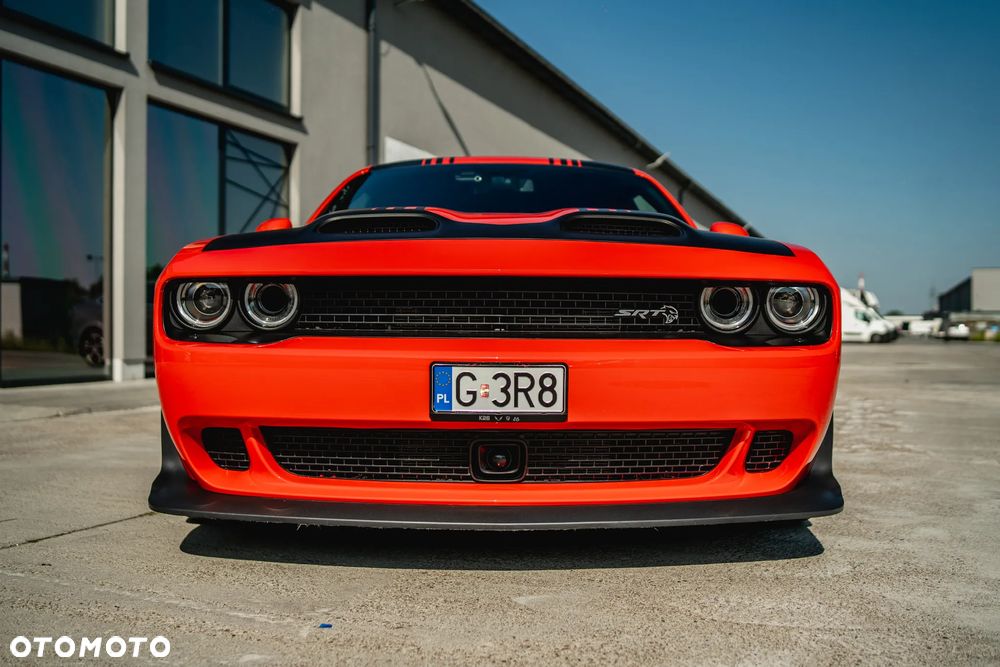 Dodge Challenger 6.2 Hellcat Widebody - 4