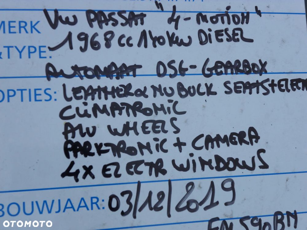 Volkswagen Passat 2.0 TDI SCR (BlueMotion Tech) 4Mot DSG Highline - 8