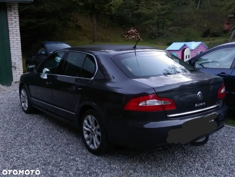 Skoda Superb 2.0 TDI Platinum - 4