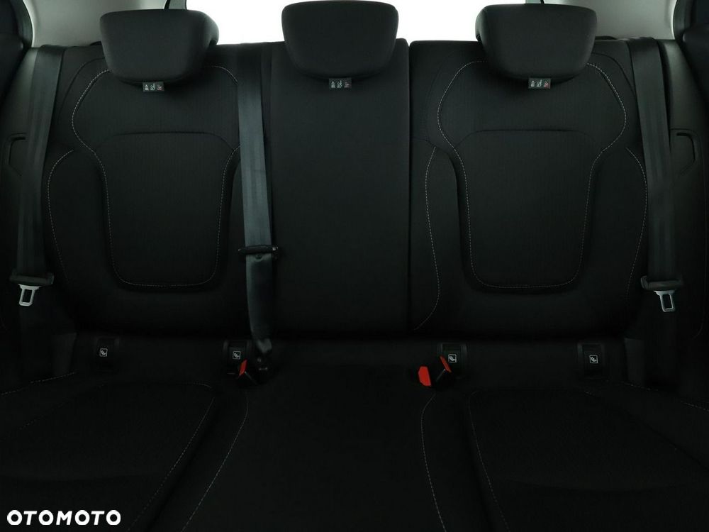 Renault Megane E-TECH 160 BUSINESS EDITION - 19