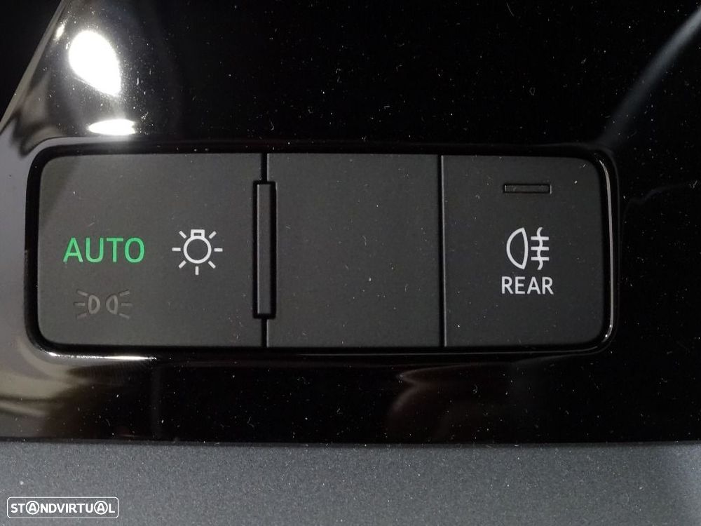 Audi A3 Limousine 30 TFSI Advanced S tronic - 11