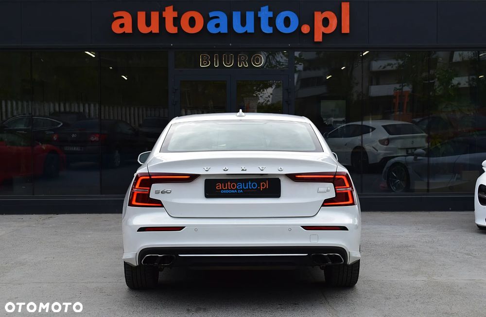 Volvo S60 T8 AWD Plug-In Hybrid Polestar Engineered - 29