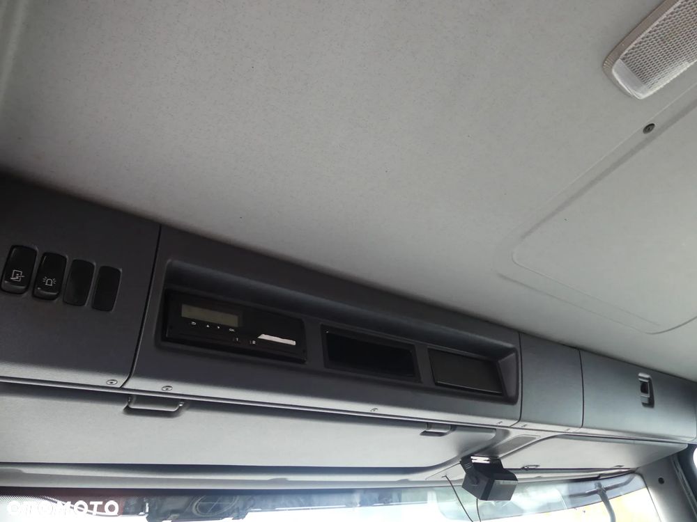 Scania P410 8x4 / WYWROTKA TYLNO ZSYPOWA / ALUFELGI / MANUAL / - 31