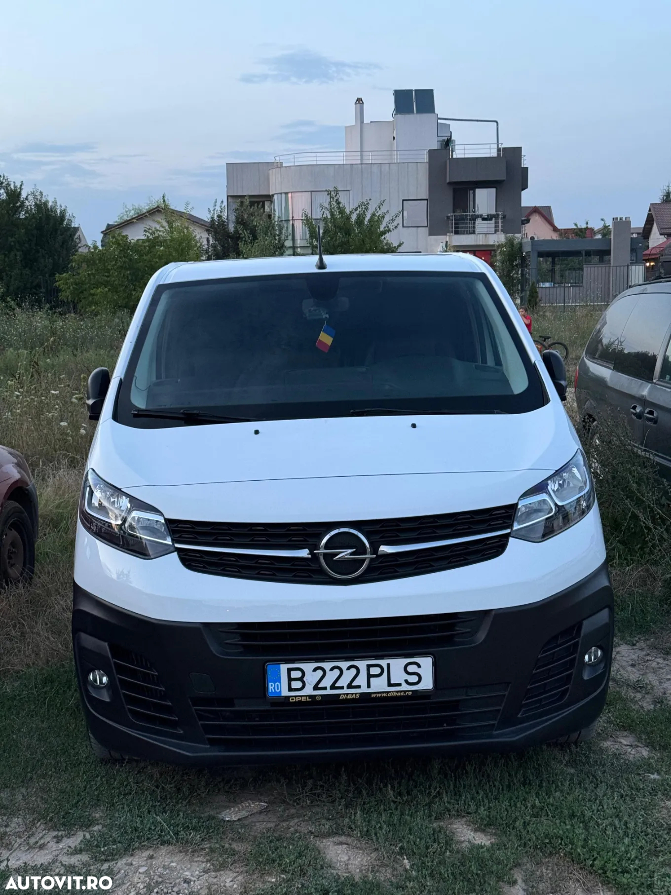 Opel Vivaro - 9
