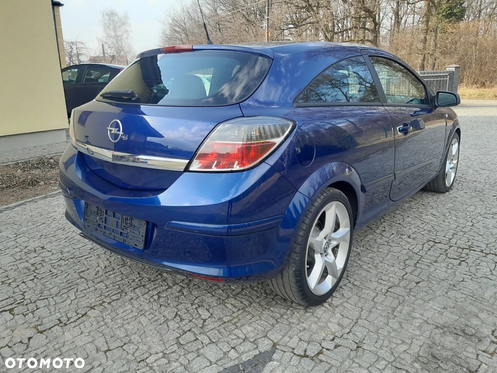 Opel Astra 2.0 Turbo Sport - 8