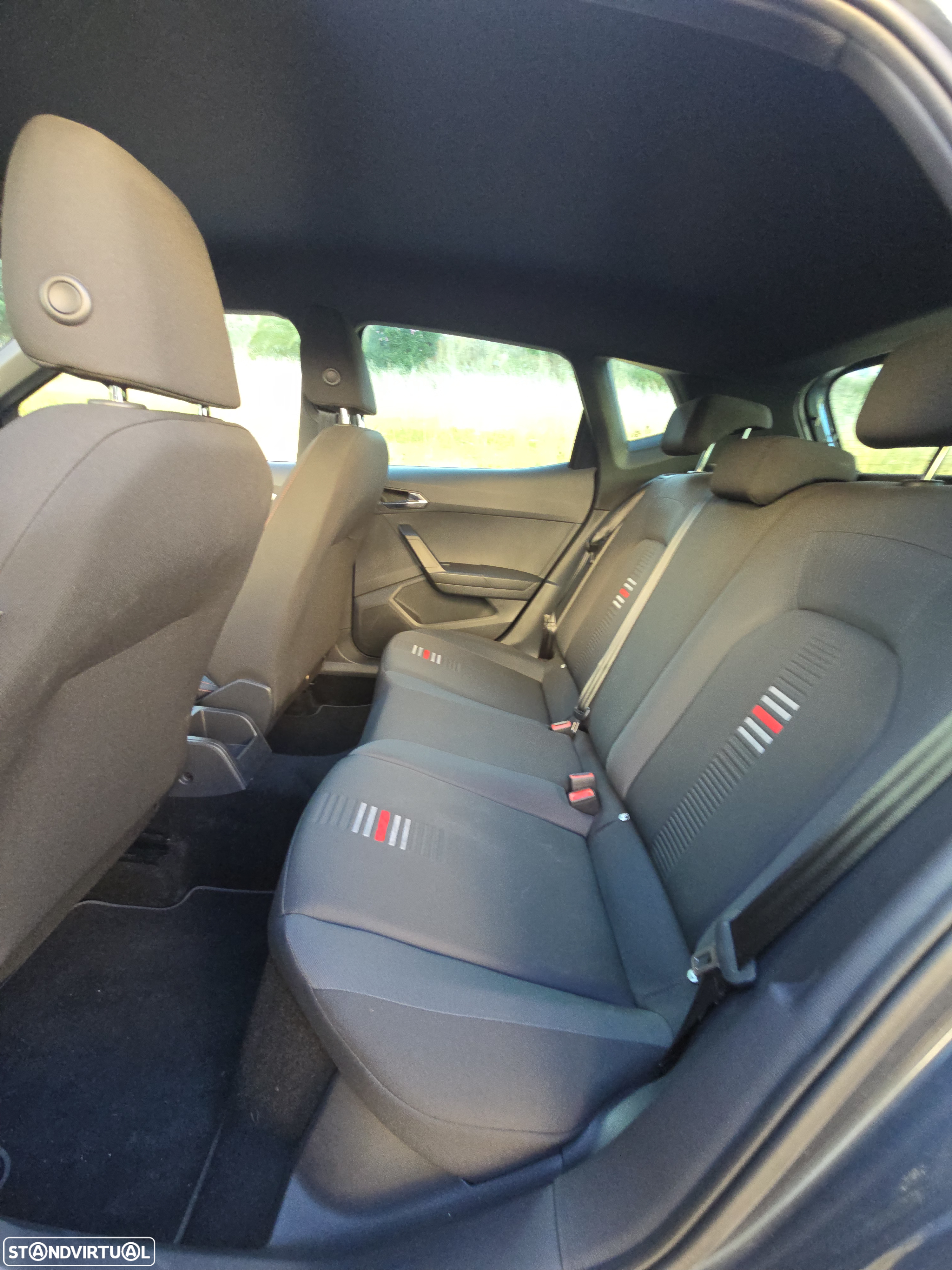 SEAT Arona 1.0 TSI FR - 26