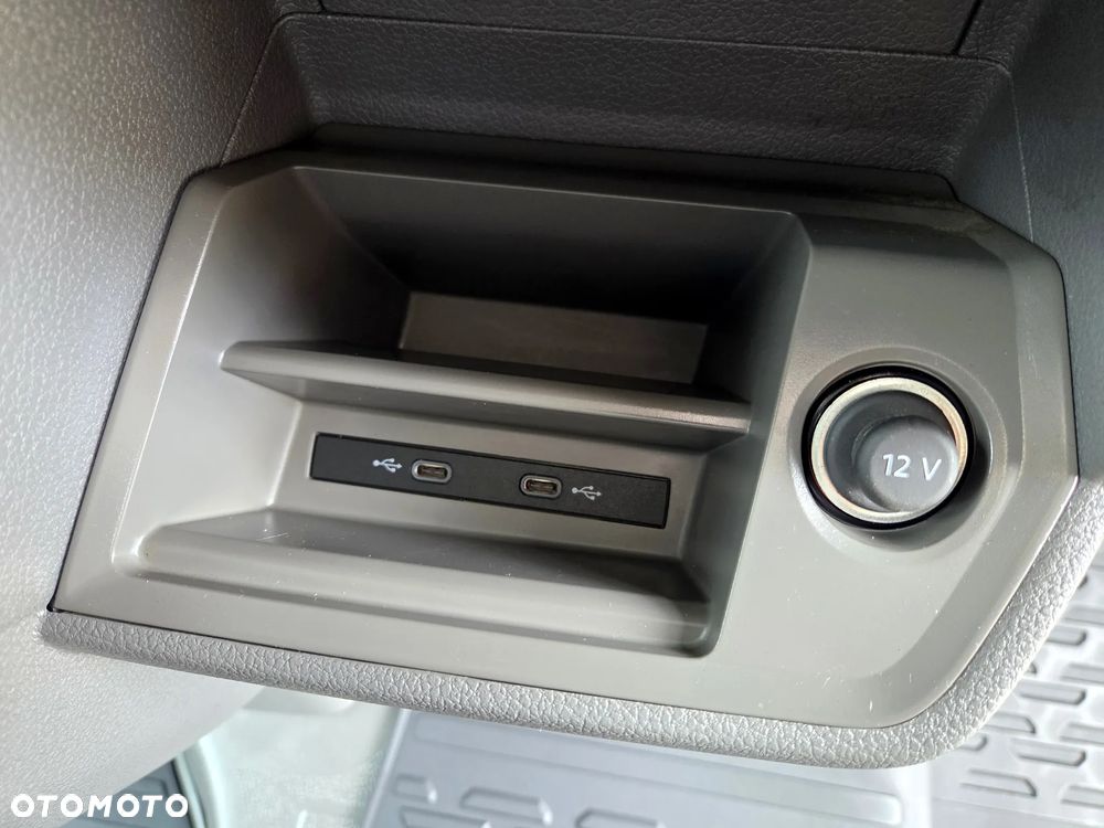 Volkswagen Crafter - 28