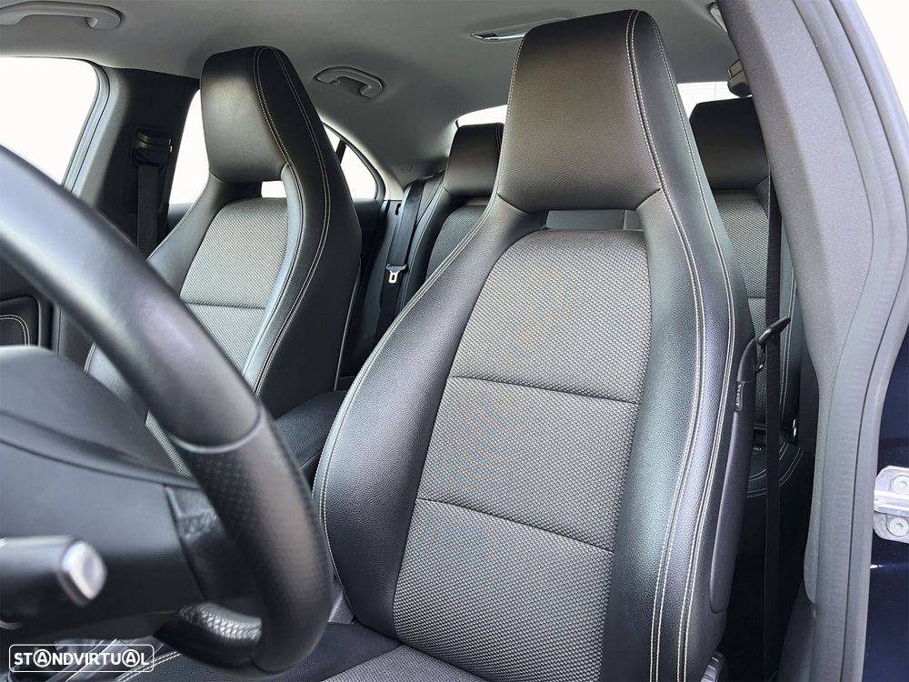Mercedes-Benz CLA 180 d Urban - 12
