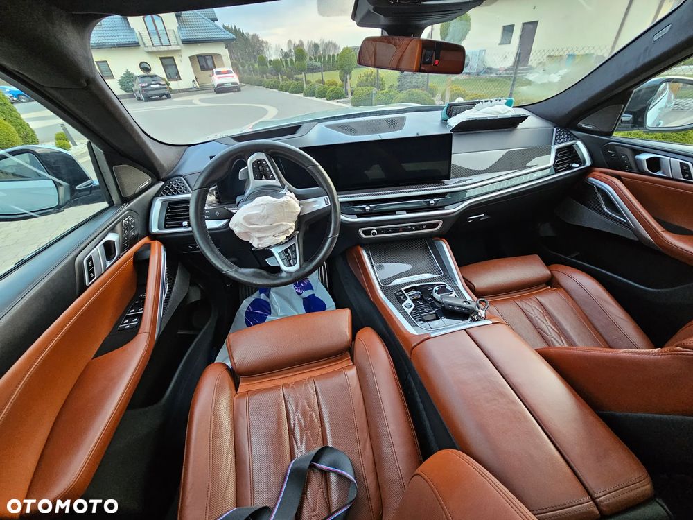 BMW X6 - 12