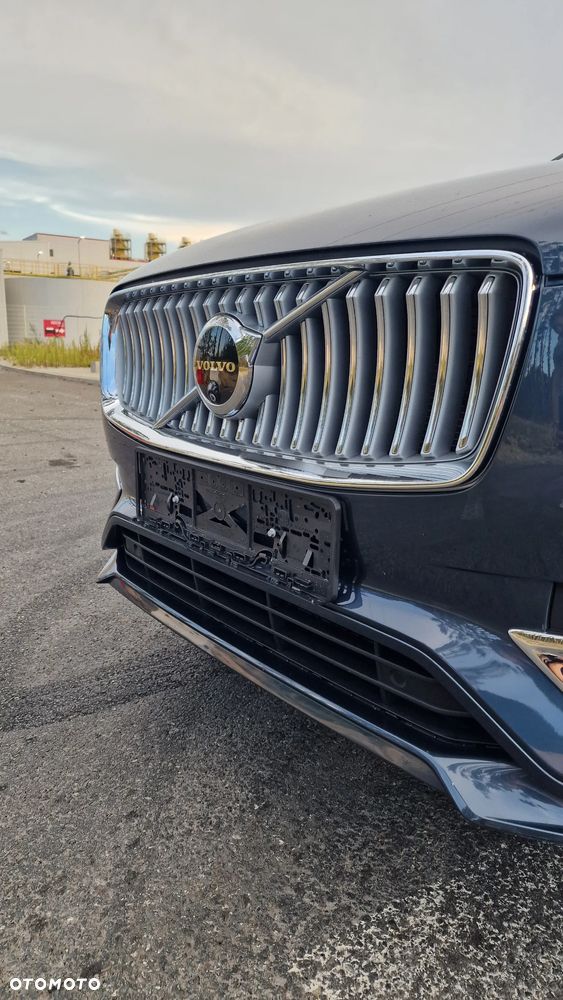 Volvo XC 90 - 3