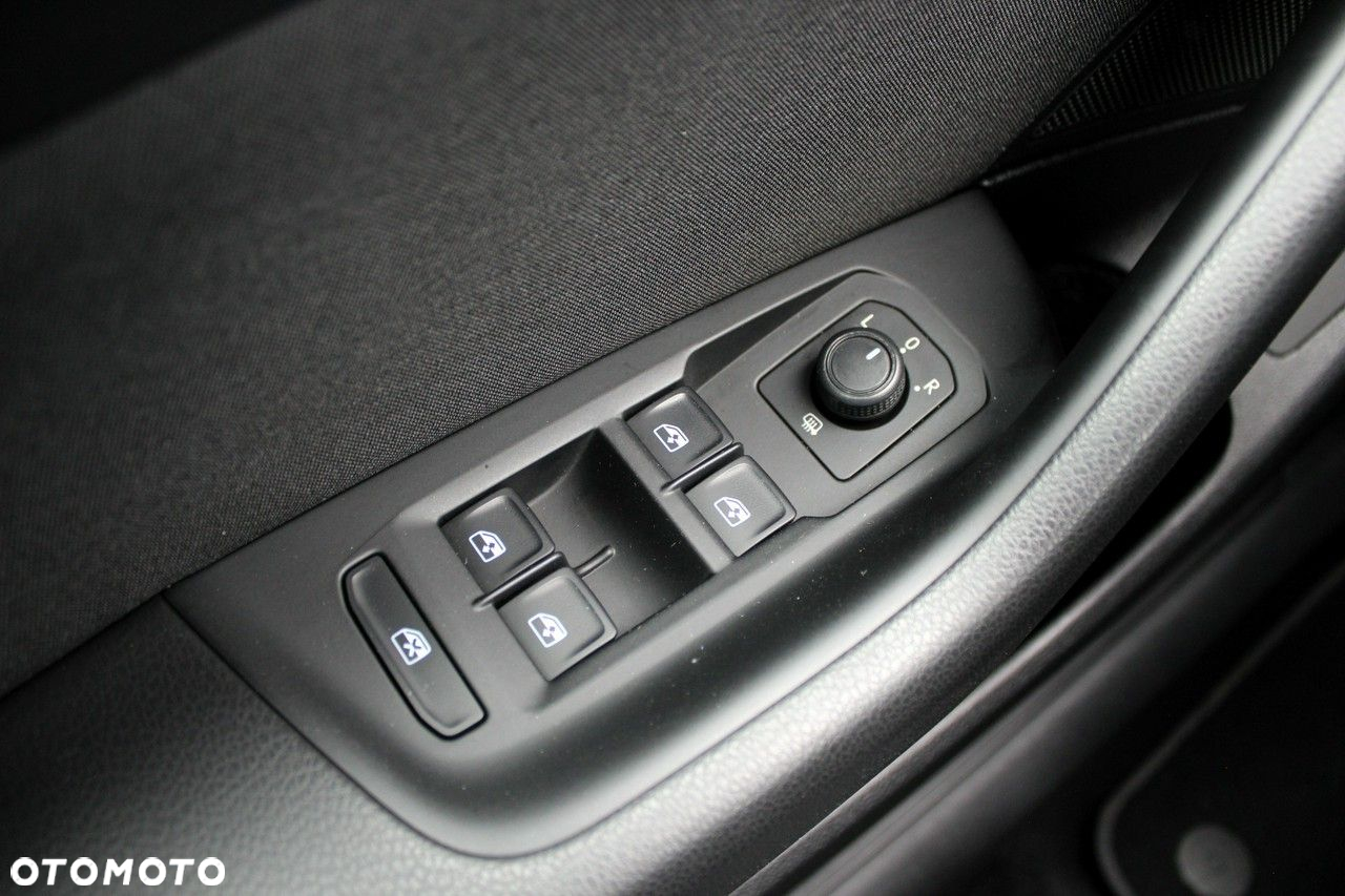 Volkswagen Passat 1.5 TSI EVO Essence DSG - 20