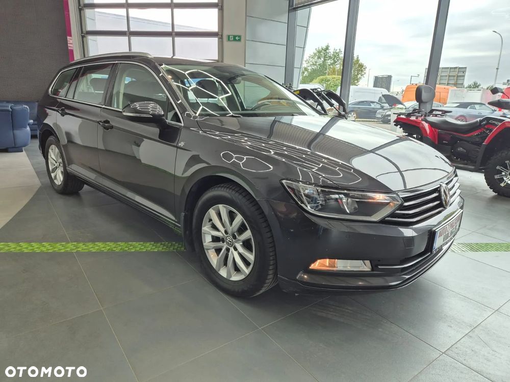 Volkswagen Passat - 6