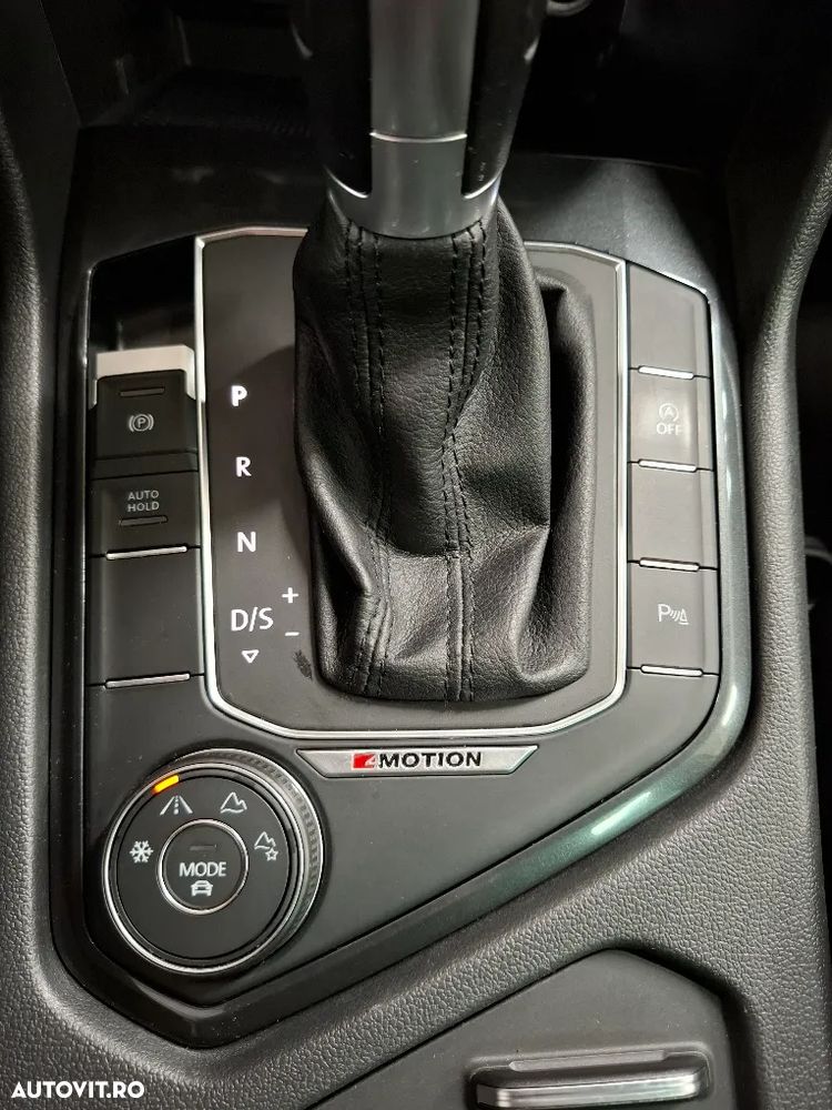 Volkswagen Tiguan 2.0 TDI DPF DSG 4Mot Highline - 23