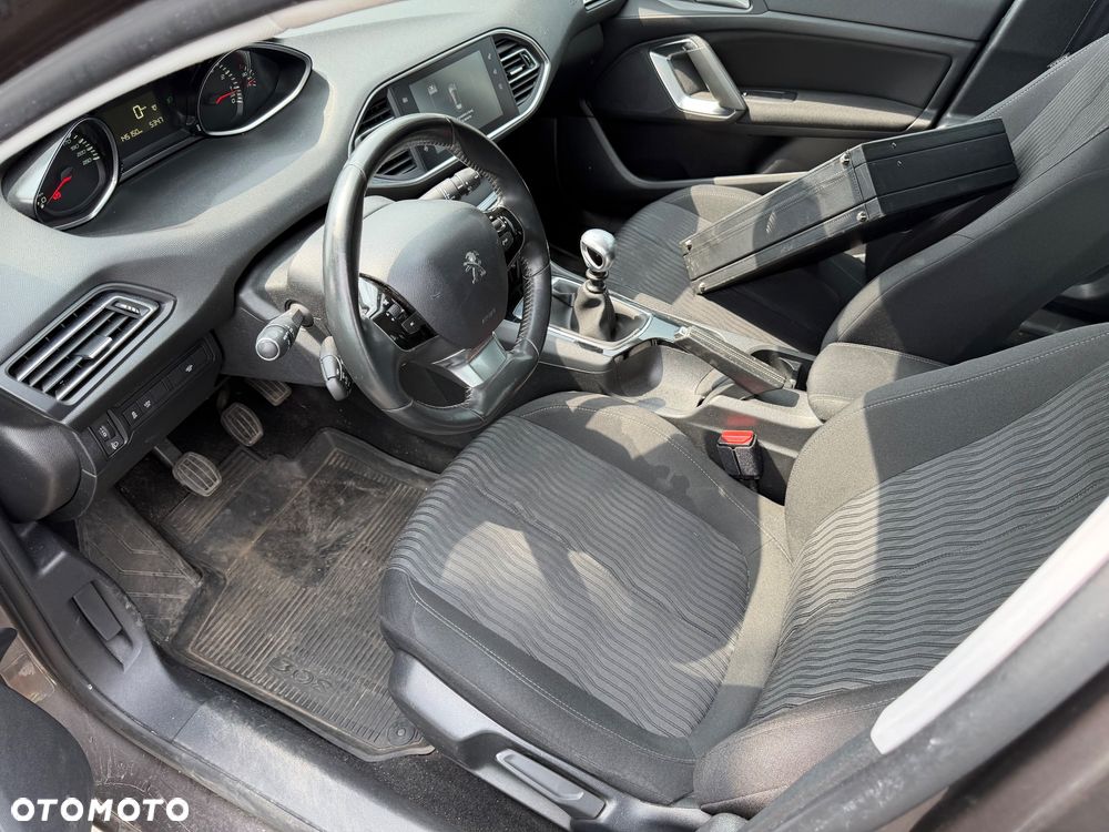 Peugeot 308 1.2 PureTech Style S&S - 25