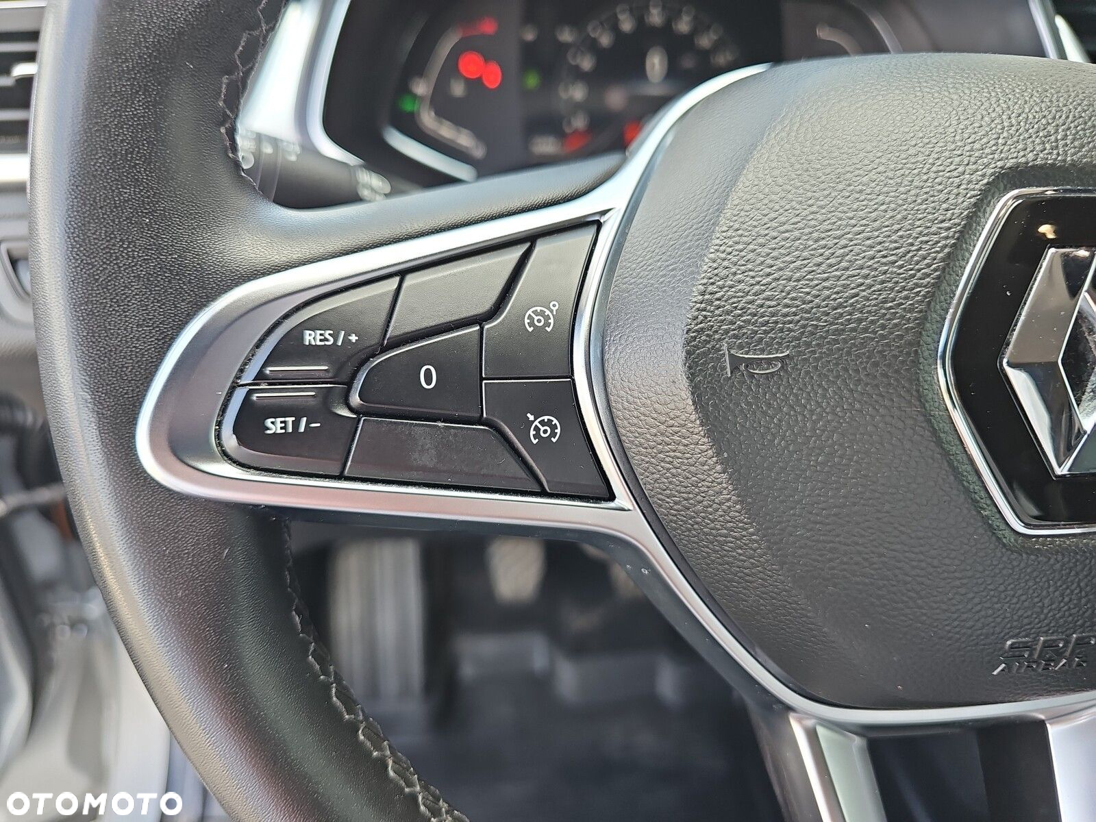 Renault Captur - 14