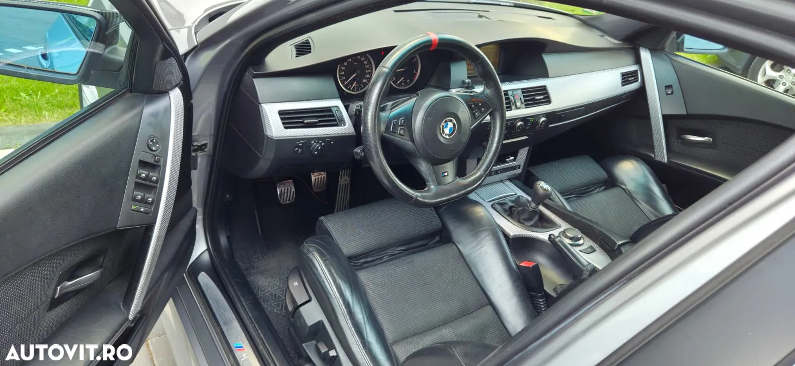 BMW Seria 5 525d - 27