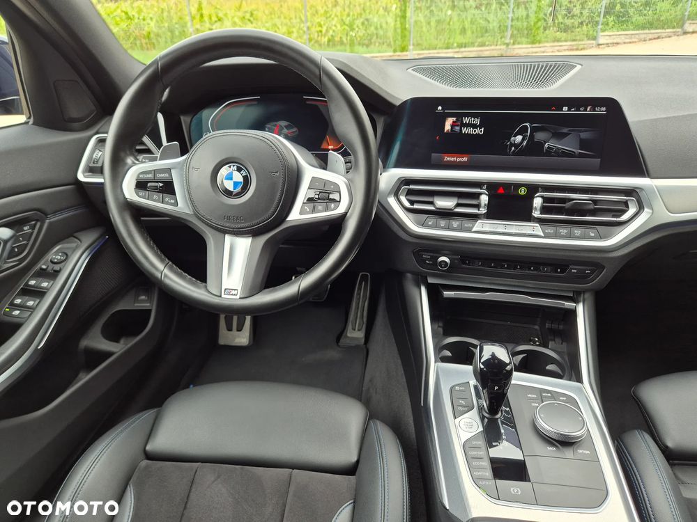 BMW Seria 3 330i xDrive M Sport sport - 16