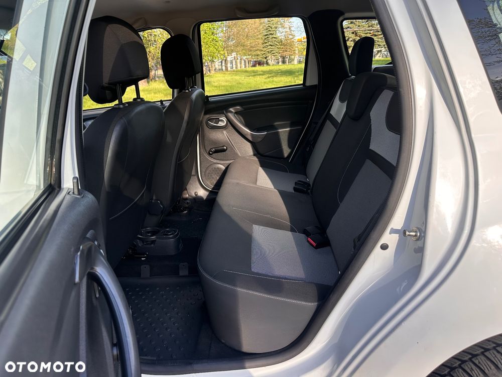 Dacia Duster 1.6 SCe Comfort 4WD - 19