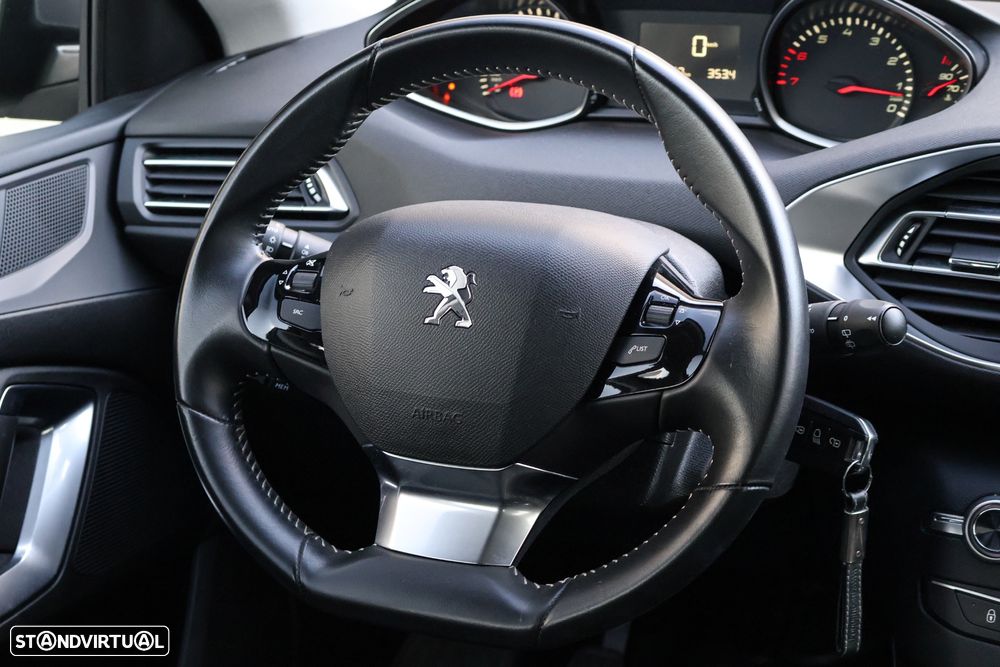 Peugeot 308 PureTech 110 Stop & Start Active Pack - 12