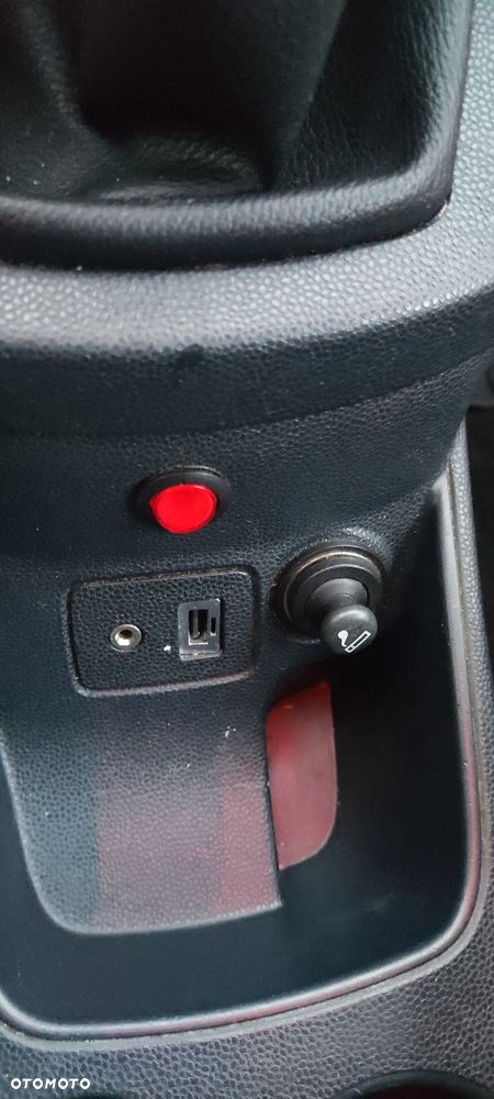 Ford Fiesta 1.4 Ghia - 19