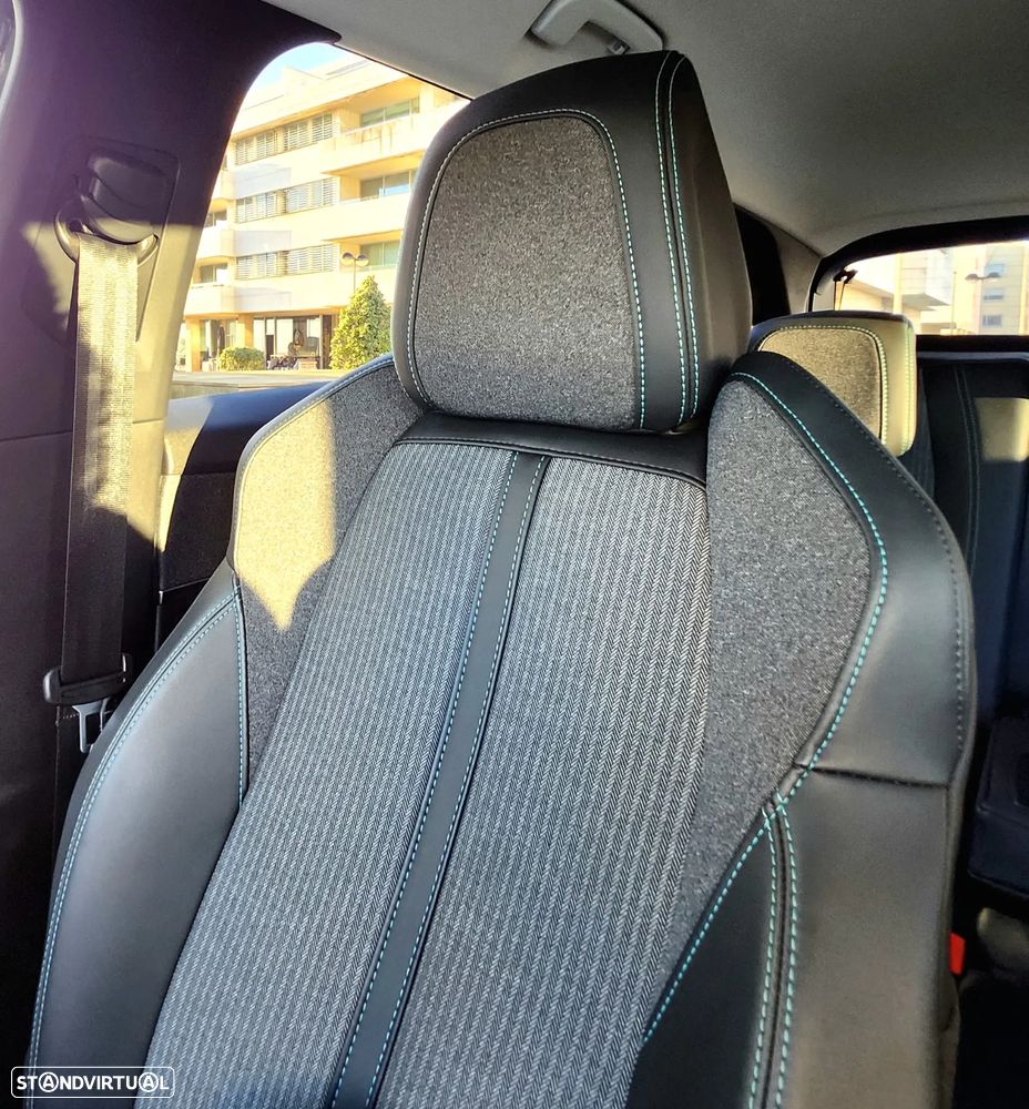 Peugeot 3008 BlueHDi 130 Stop & Start EAT8 Allure - 15