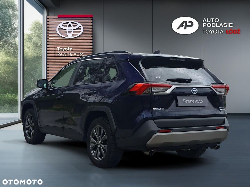 Toyota RAV4 - 6