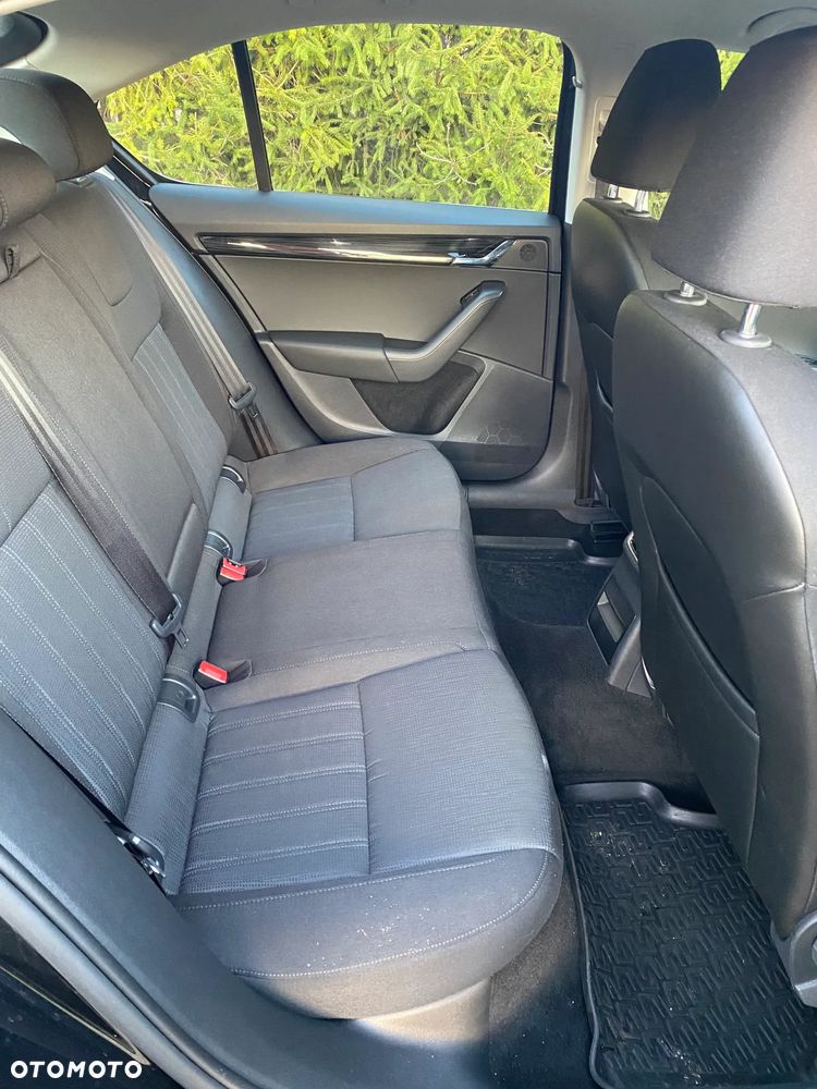 Skoda Octavia 1.4 TSI Style DSG - 10