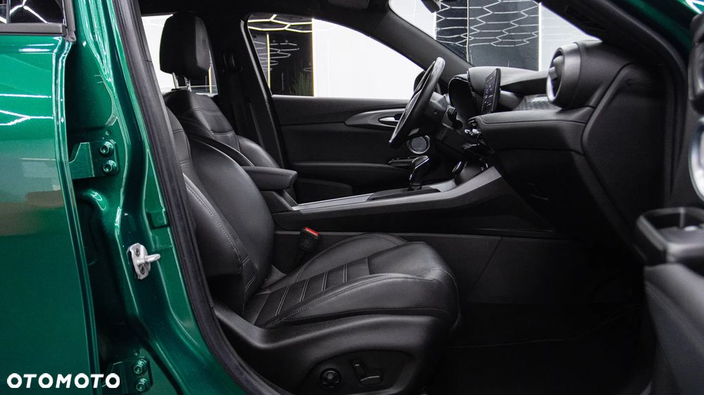 Alfa Romeo Tonale 1.5 T4 GSE mHEV TI DCT - 19
