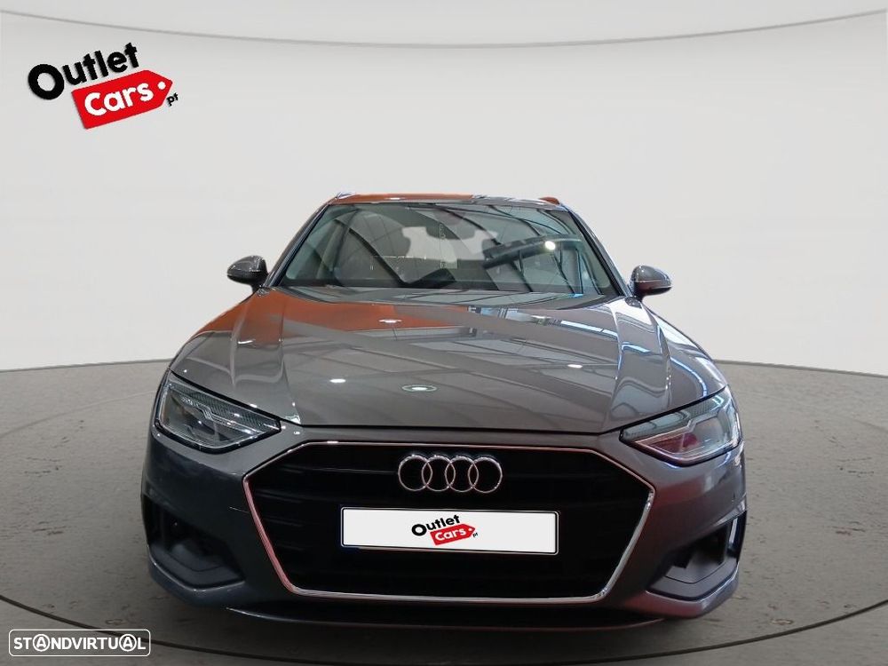 Audi A4 Avant 30 TDI S tronic - 12