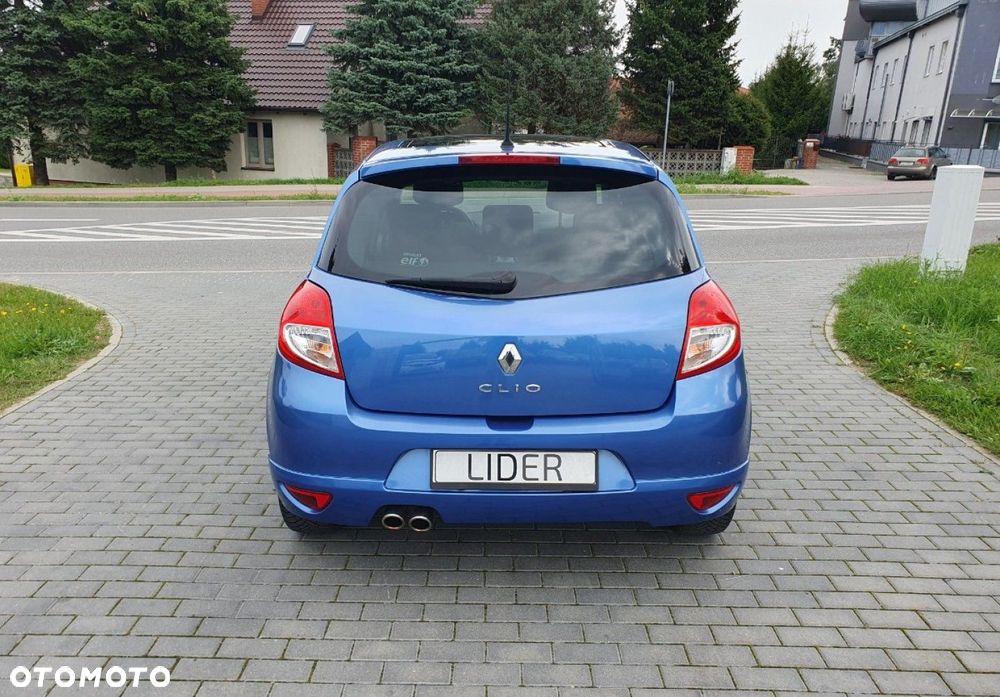 Renault Clio - 5