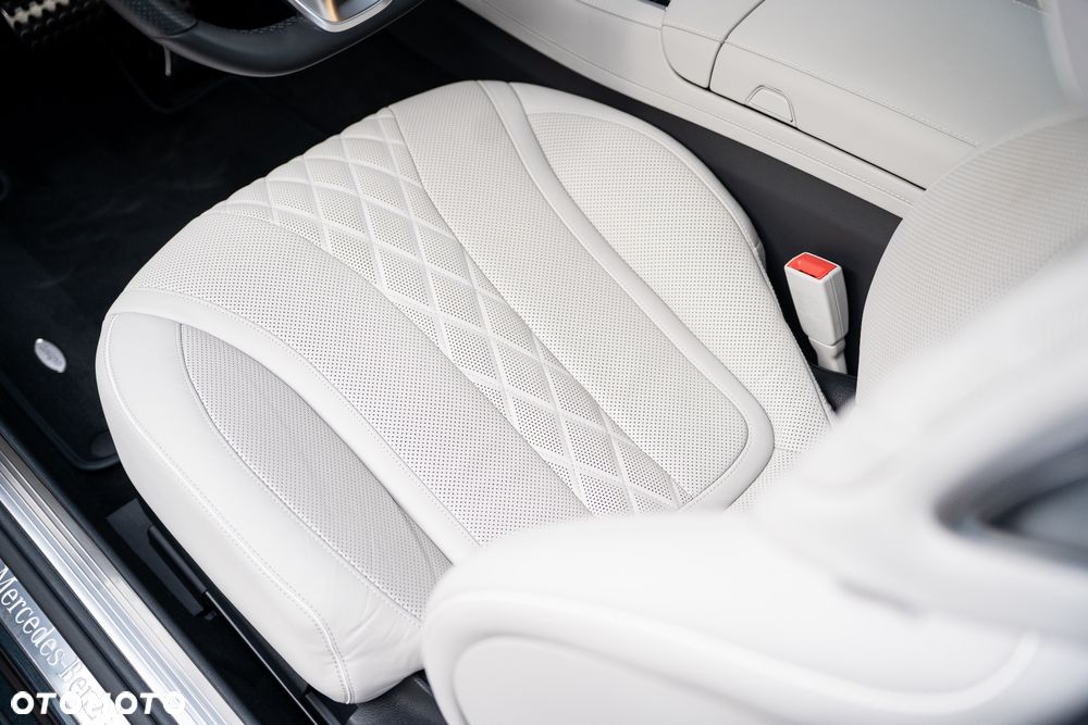 Mercedes-Benz Klasa S 560 4-Matic 9G-TRONIC - 27
