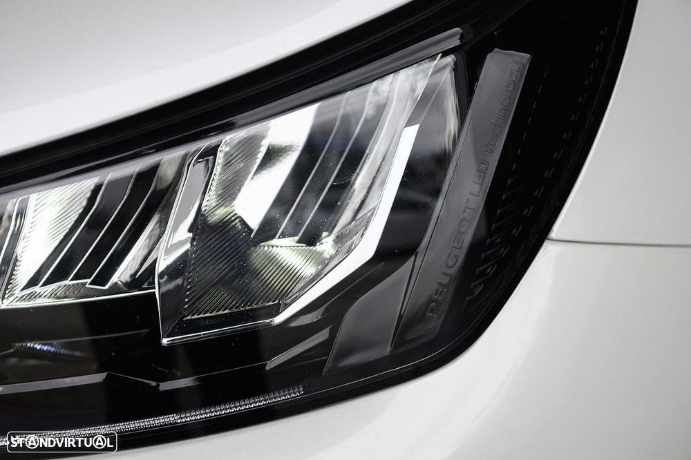 Peugeot e-2008 50 kWh Allure Pack - 16