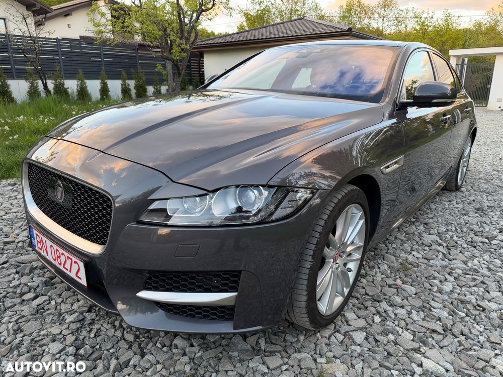 Jaguar XF 20d AWD Aut. R-Sport - 9