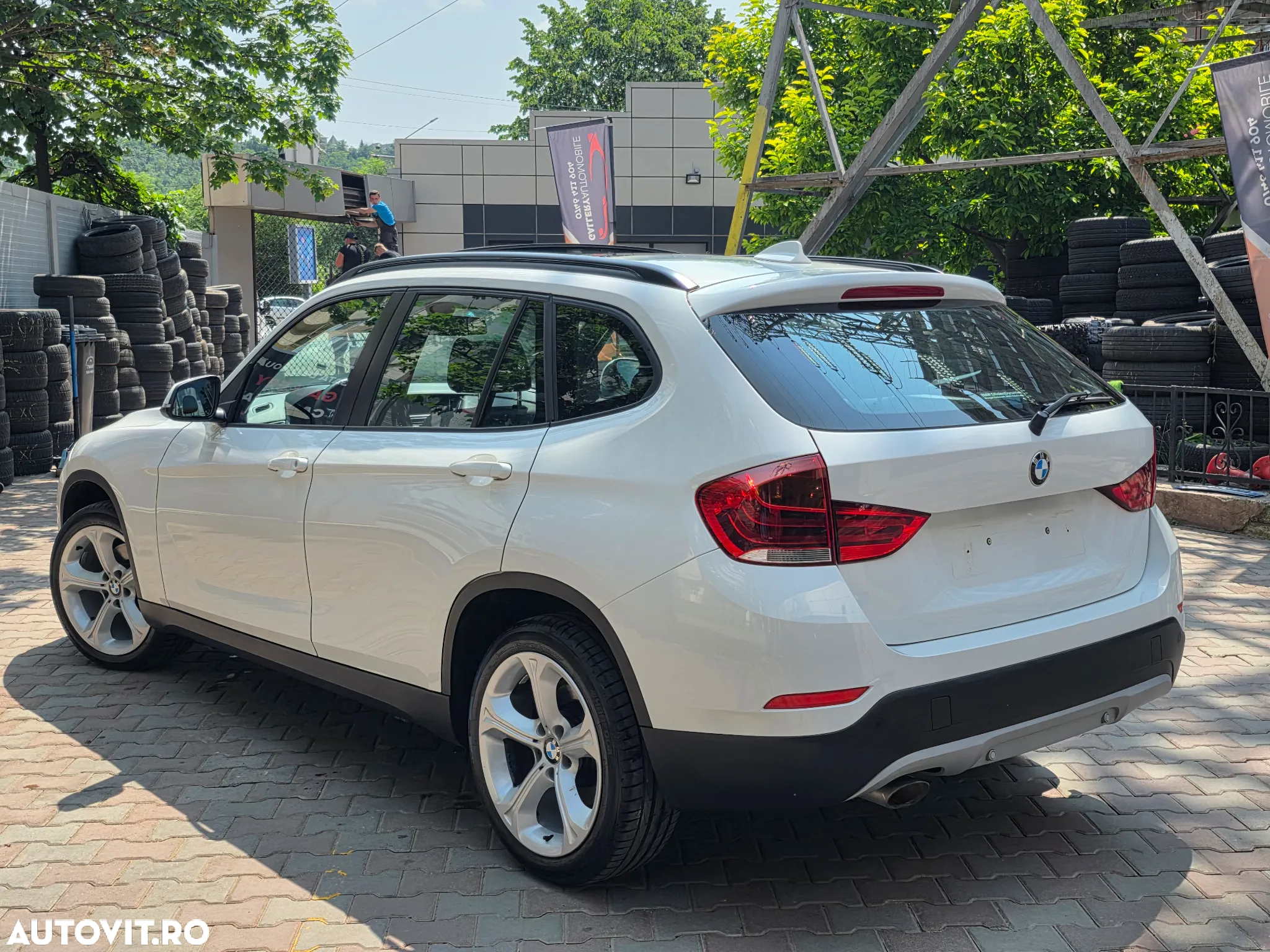 BMW X1 xDrive20d Aut. Sport Line - 3