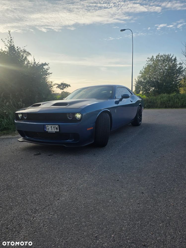Dodge Challenger 6.2 Hellcat - 7