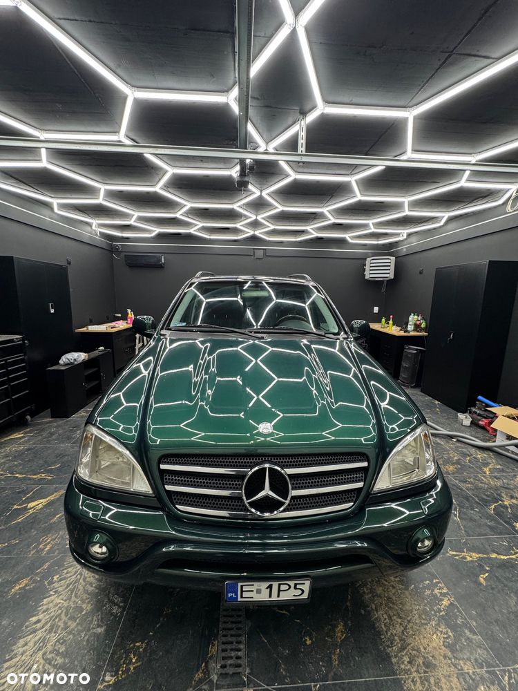 Mercedes-Benz ML 55 AMG - 15