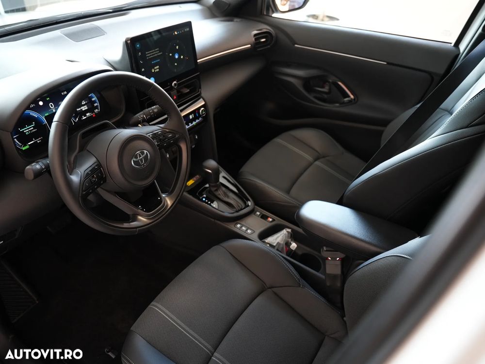 Toyota Yaris Cross - 11