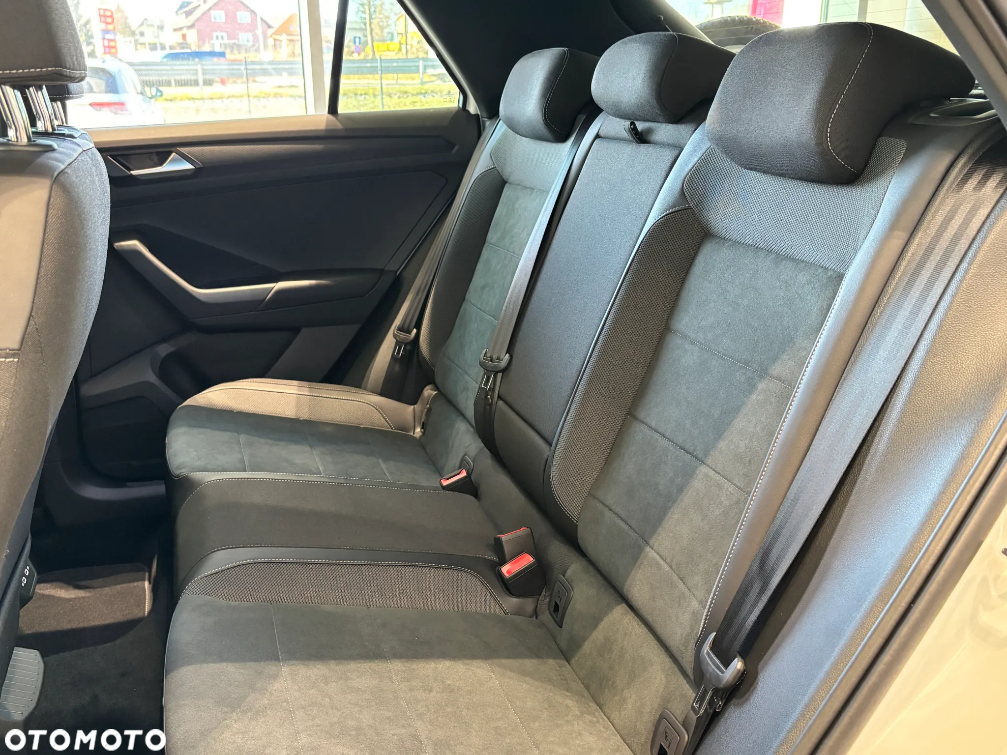 Volkswagen T-Roc 2.0 TSI 4Motion R-Line Plus DSG - 14