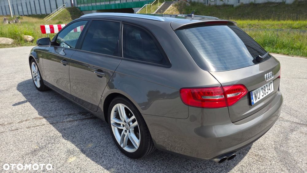 Audi A4 Avant - 11