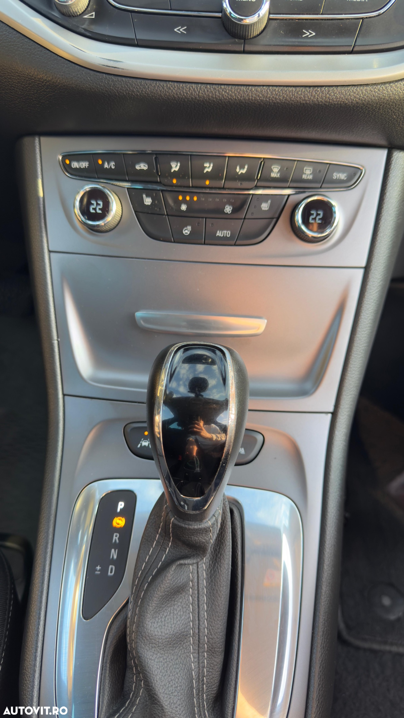Opel Astra 1.6 D (CDTI) Automatik Sports Tourer Business - 8