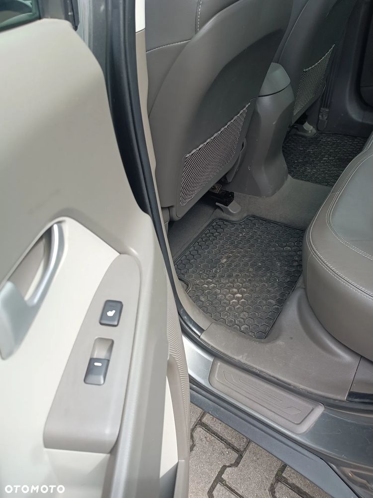 Kia Sportage - 5