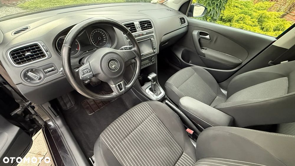 Volkswagen Polo - 12
