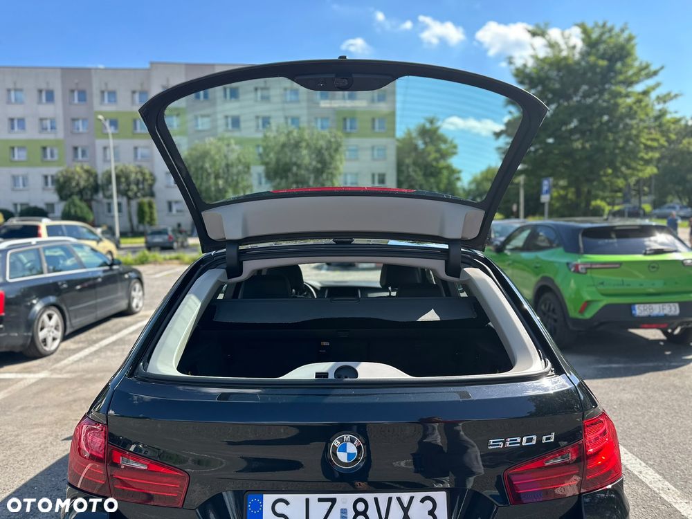 BMW Seria 5 520d Luxury Line - 19