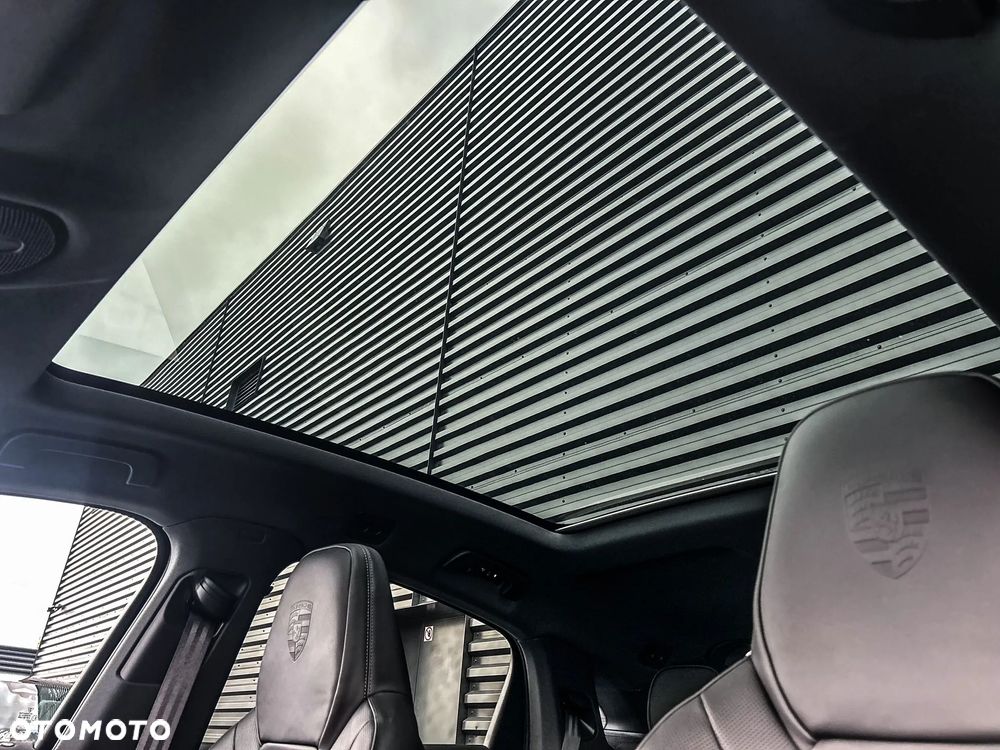 Porsche Cayenne E-Hybrid PHEV Black Edition - 15