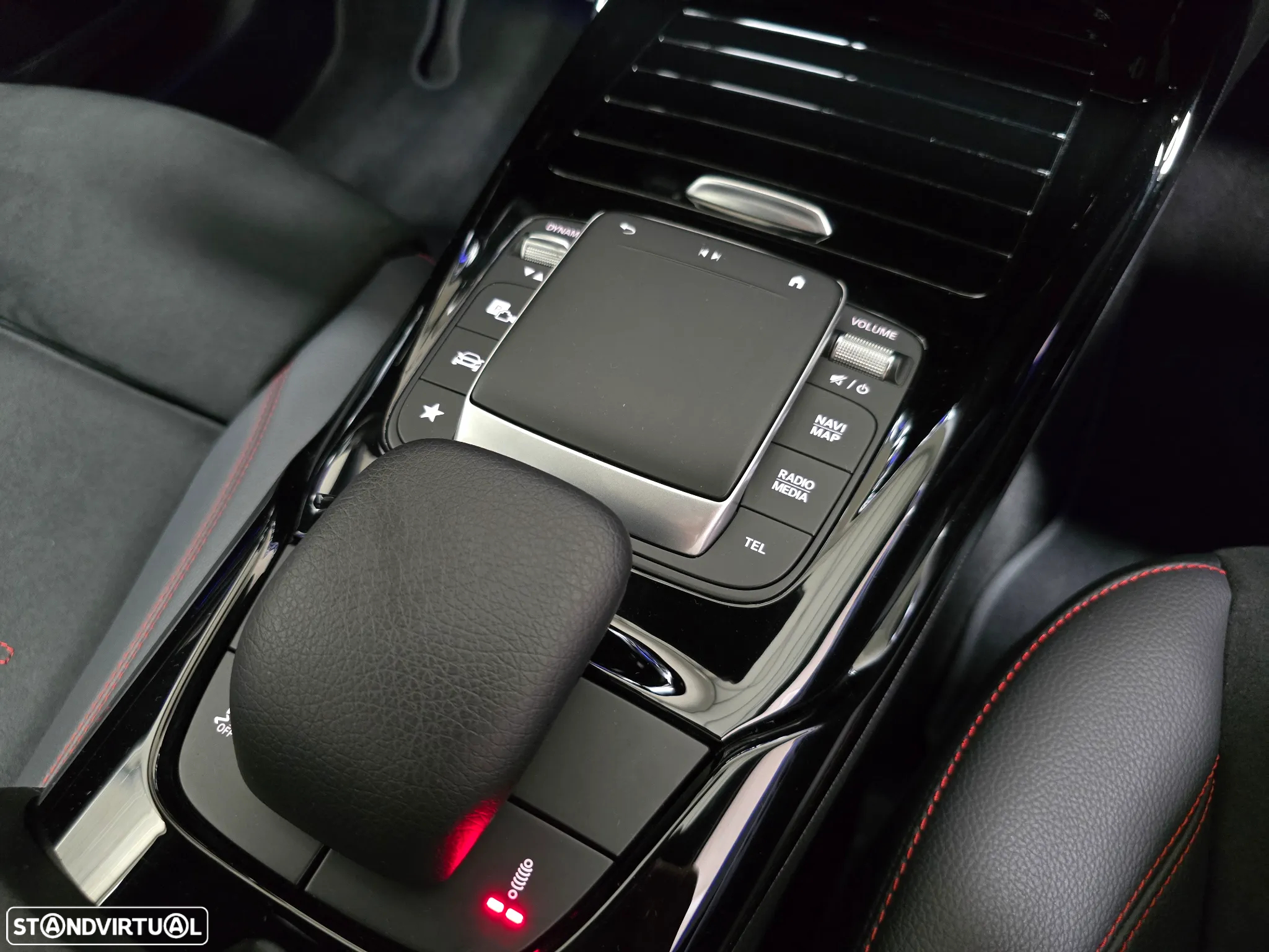 Mercedes-Benz A 45 AMG 4Matic+ Speedshift DCT 8G - 40