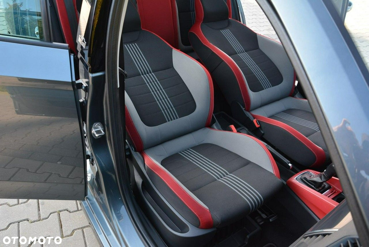 Skoda Fabia - 18