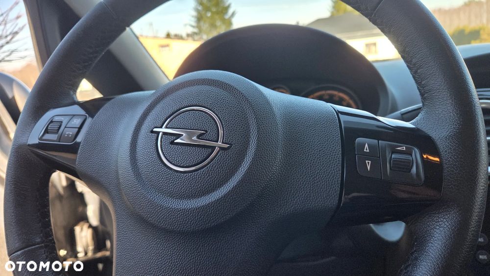 Opel Corsa 1.4 16V Energy - 20