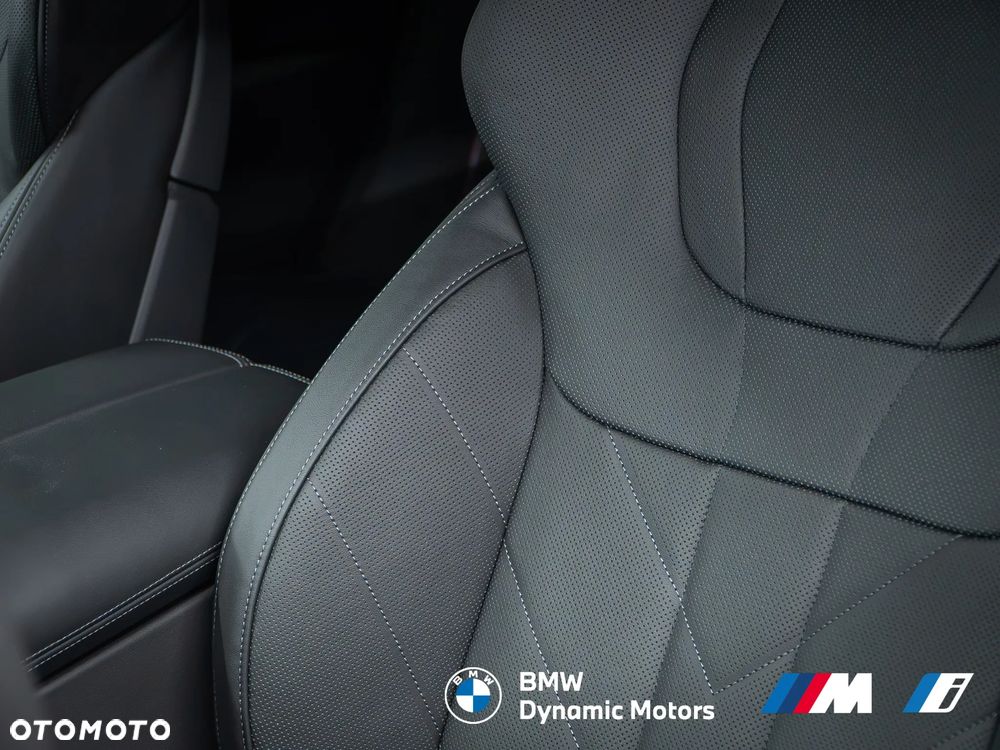 BMW XM - 31